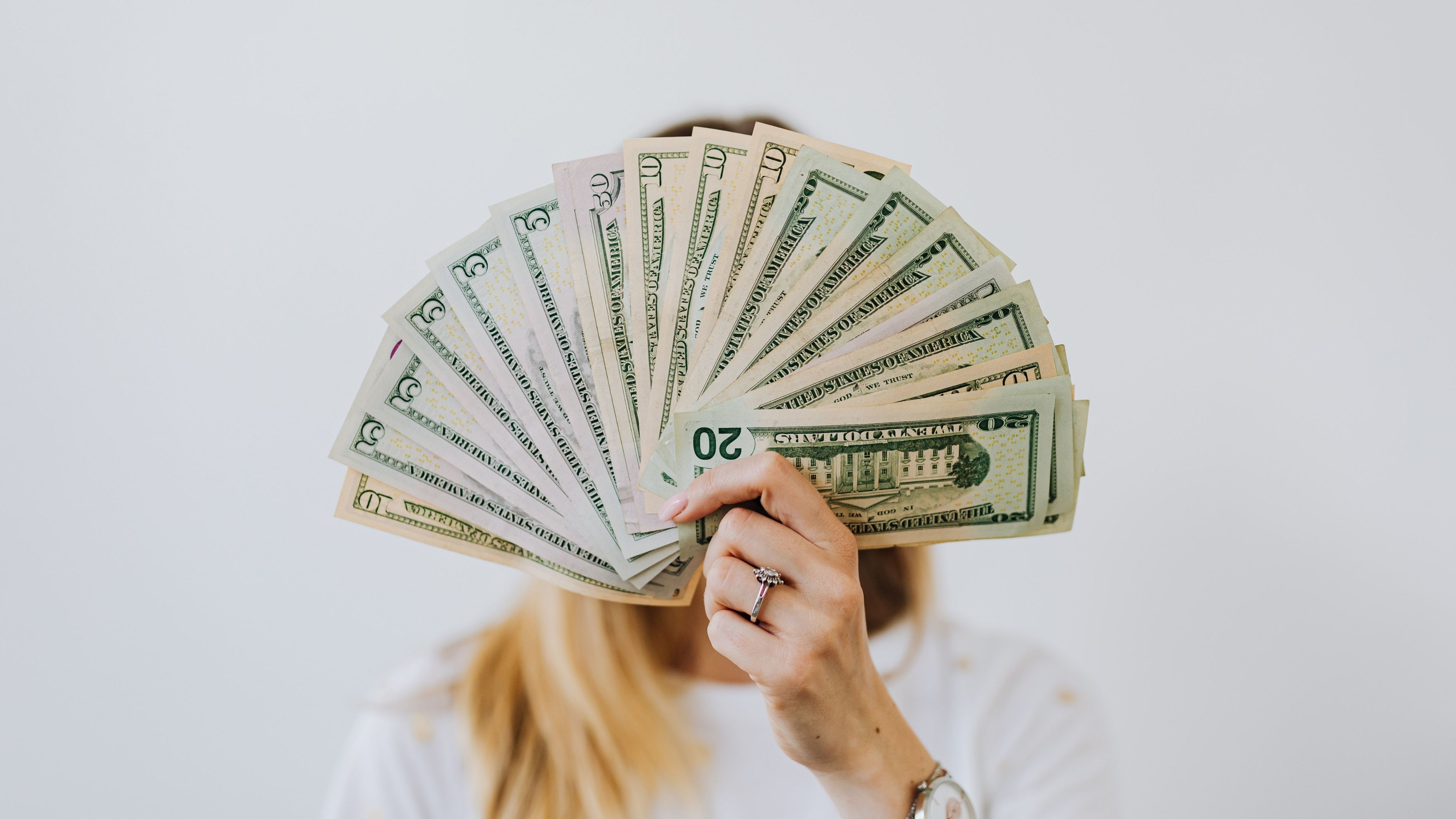 Top 10 Financial Influencers Who Actually Give Solid Advice