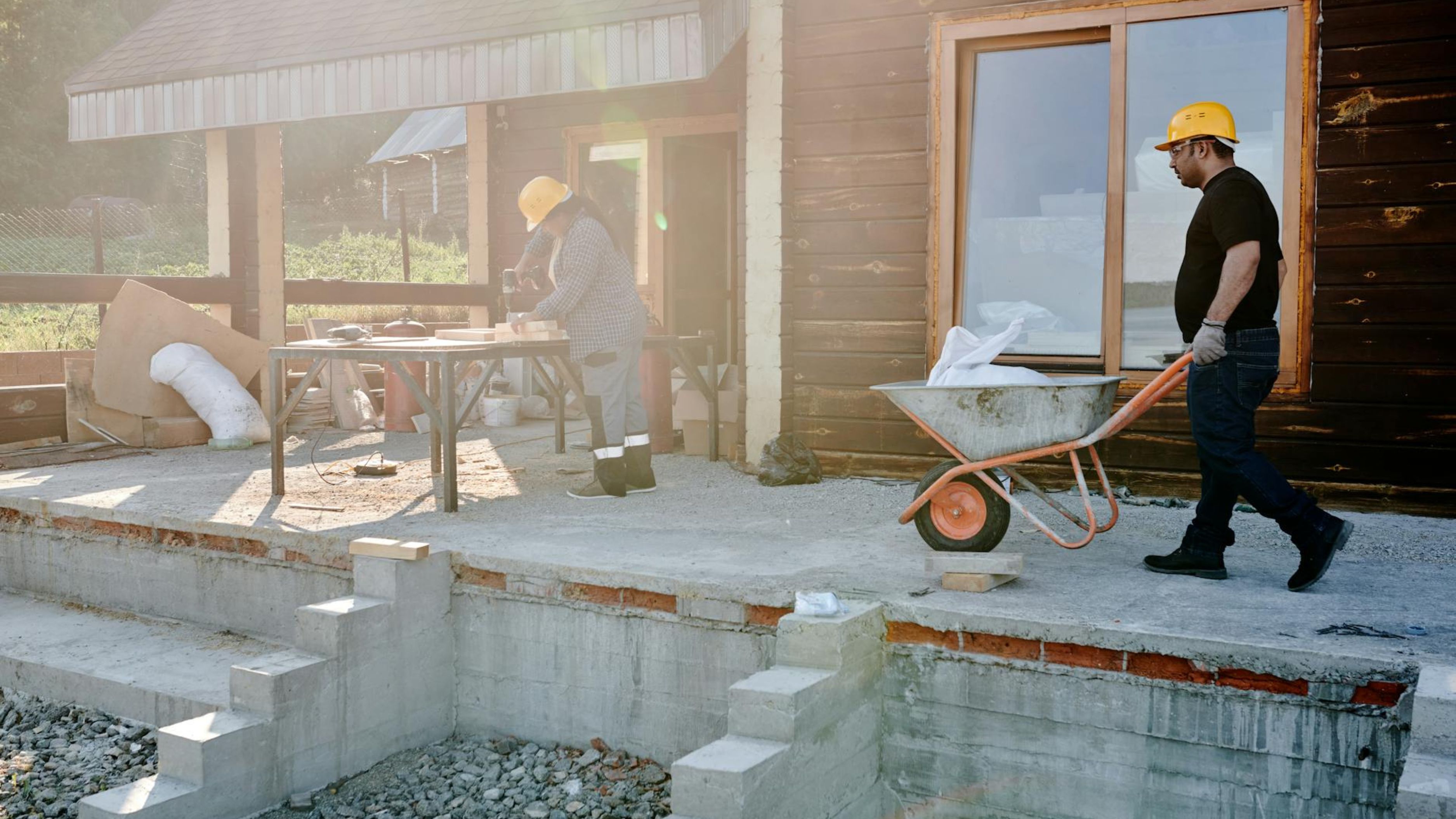 Foundation Repair Essentials: Sealing, Drainage, and Crack Solutions