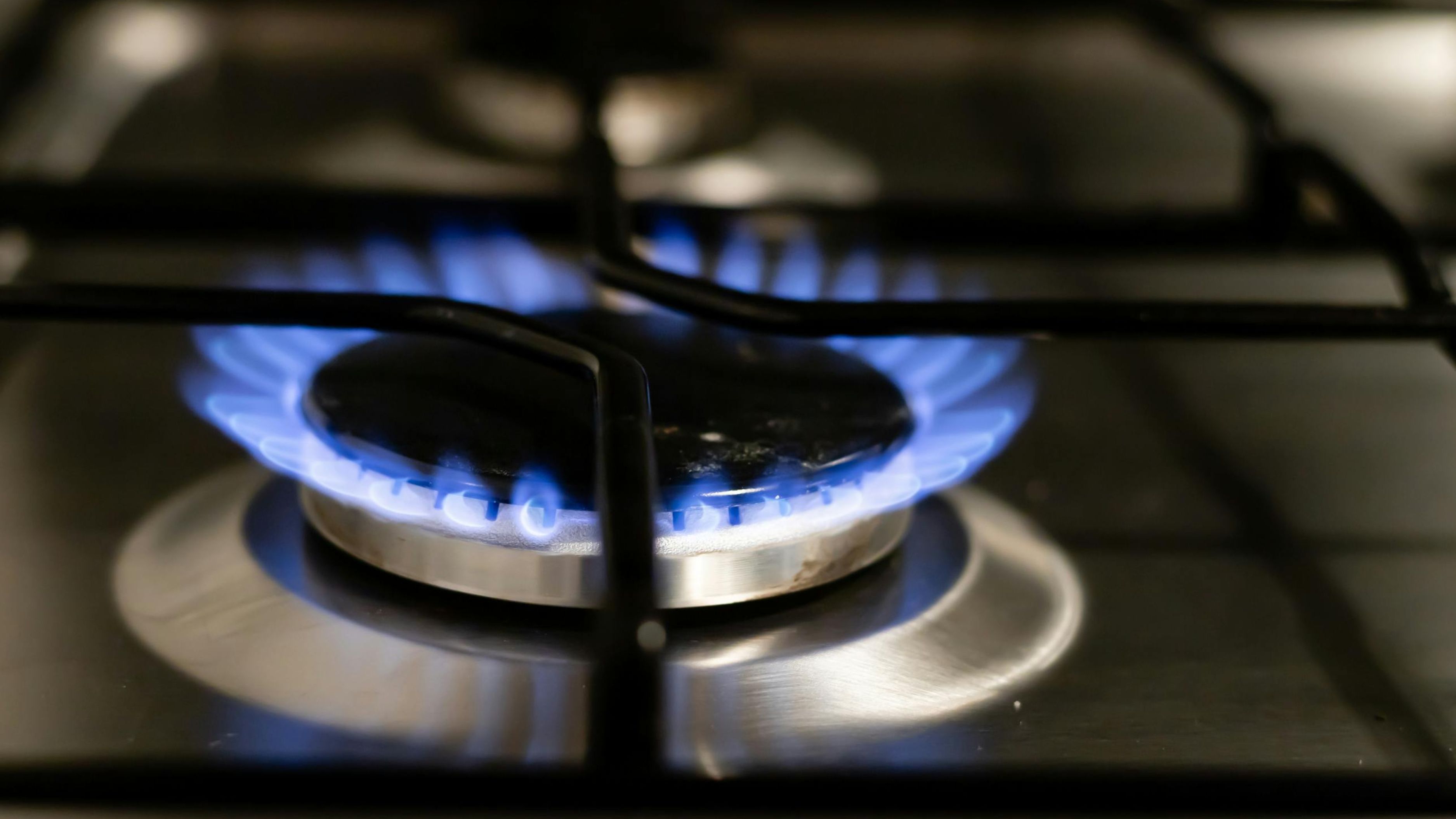 How to Fix a Gas Stove Igniter That Keeps Clicking
