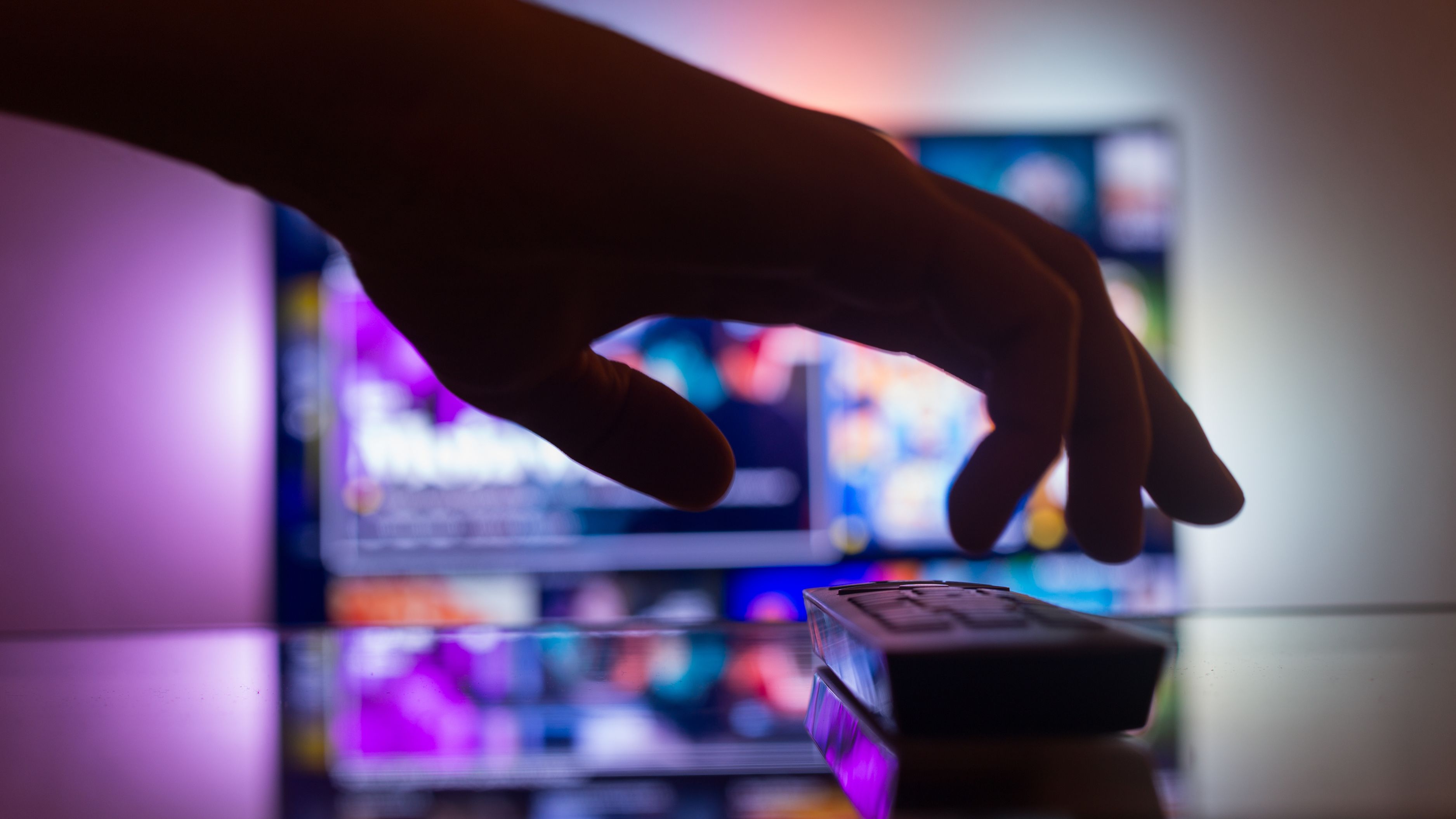 How to Stream Local Tv Channels Online Without a Cable Box