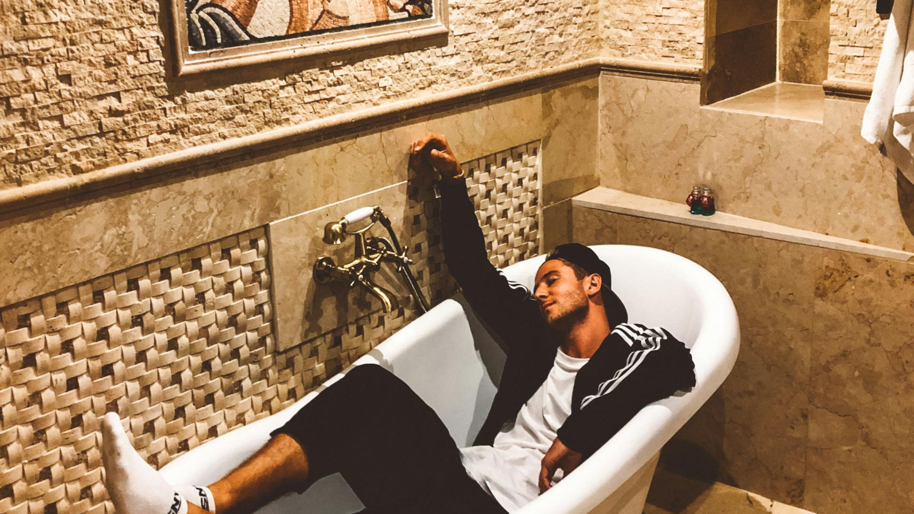 What’s the Secret to Balancing Luxury Bathroom Design with Affordable Remodel Ideas?