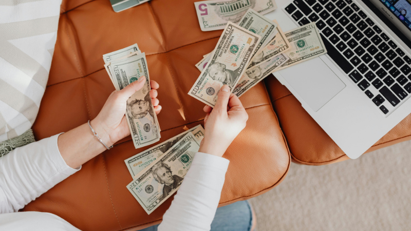 Saving for College: Tips for Parents on How to Start Early