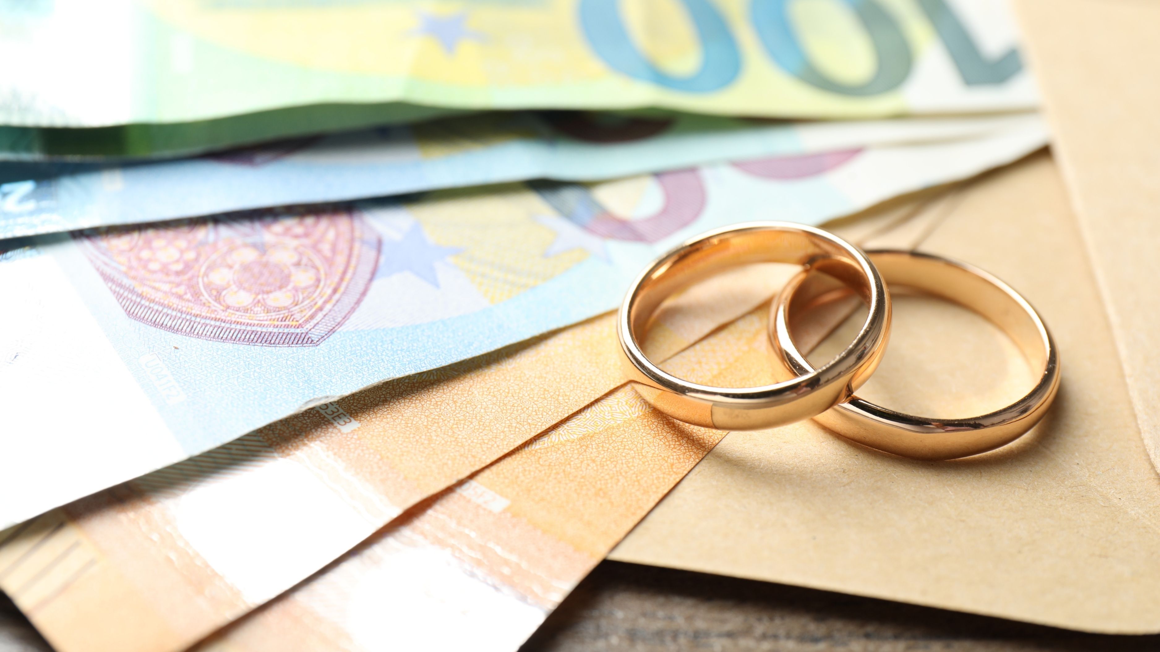 What Is the Best Way to Split Finances in a New Marriage?