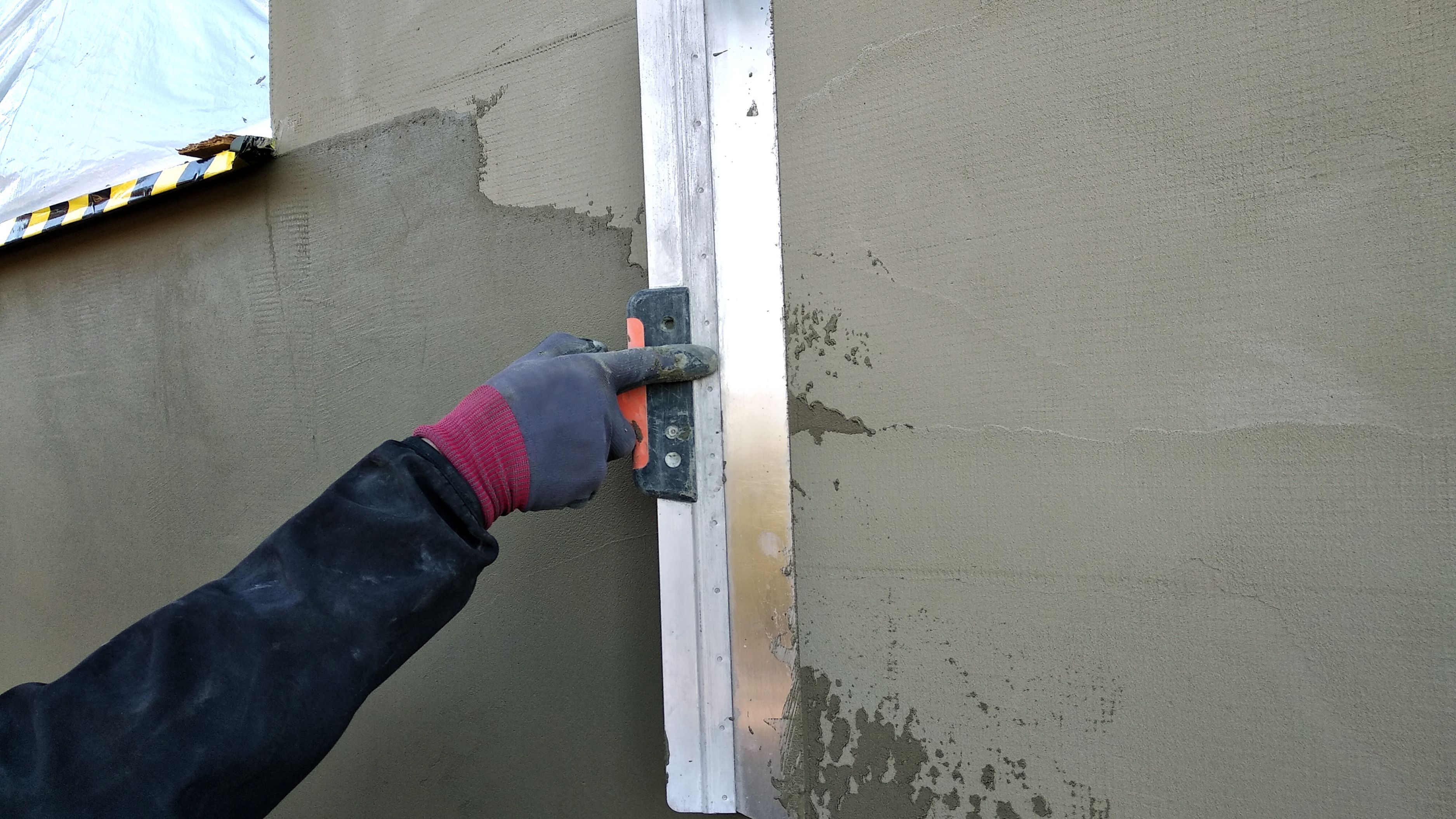 Stucco VS. Fiber Cement Siding: Which Exterior Finish Lasts Longer?