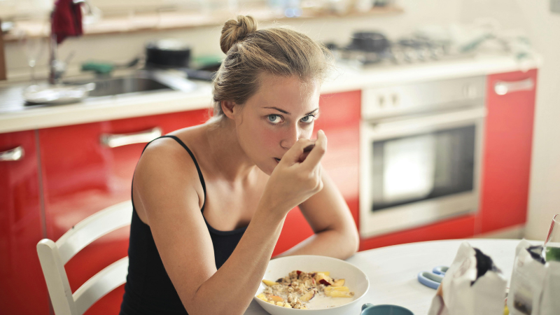 The Best Foods for an Upset Stomach, According to a Doctor