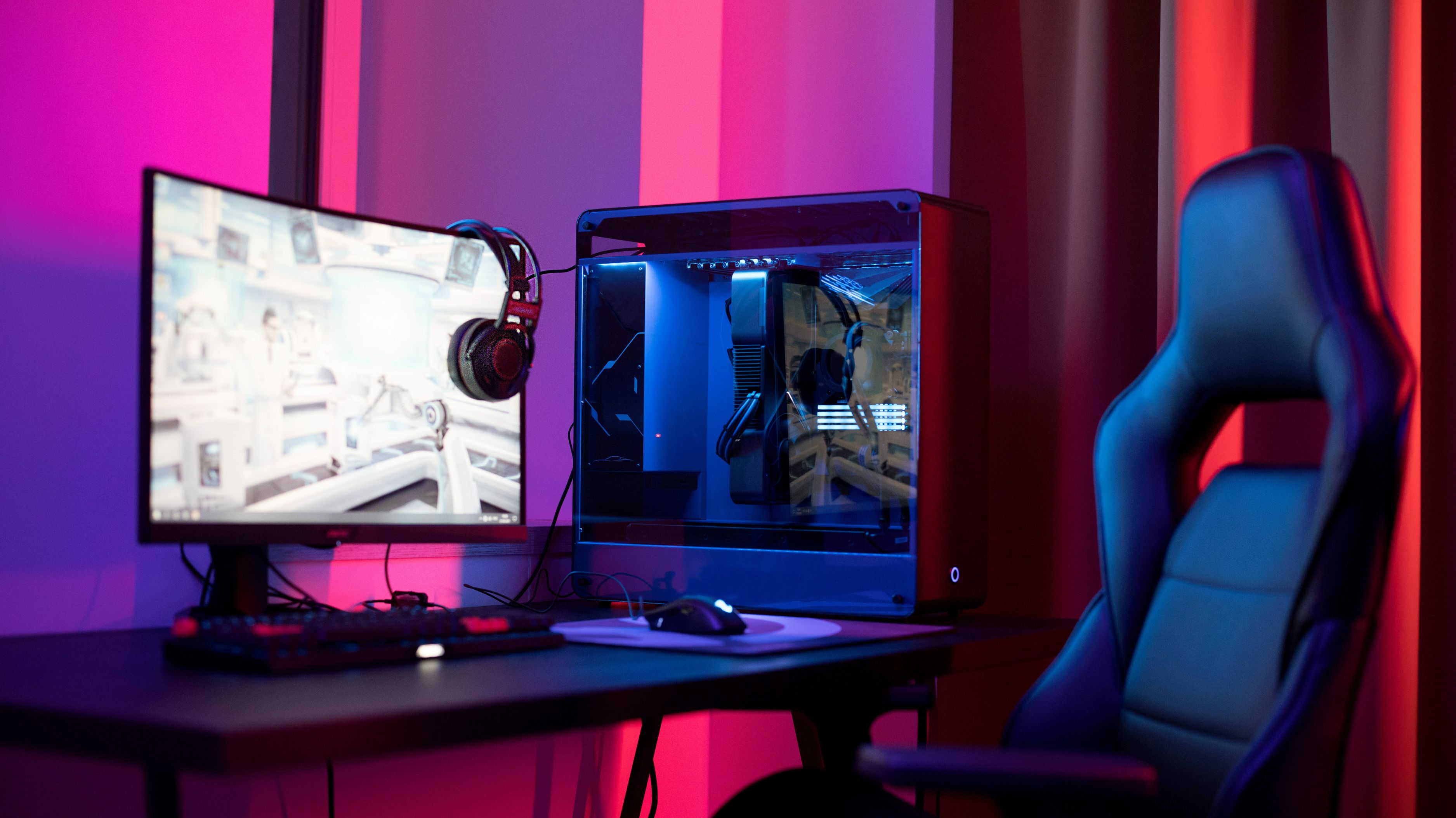 How Youtube Gaming Is Competing with Twitch for Live Streaming Audiences